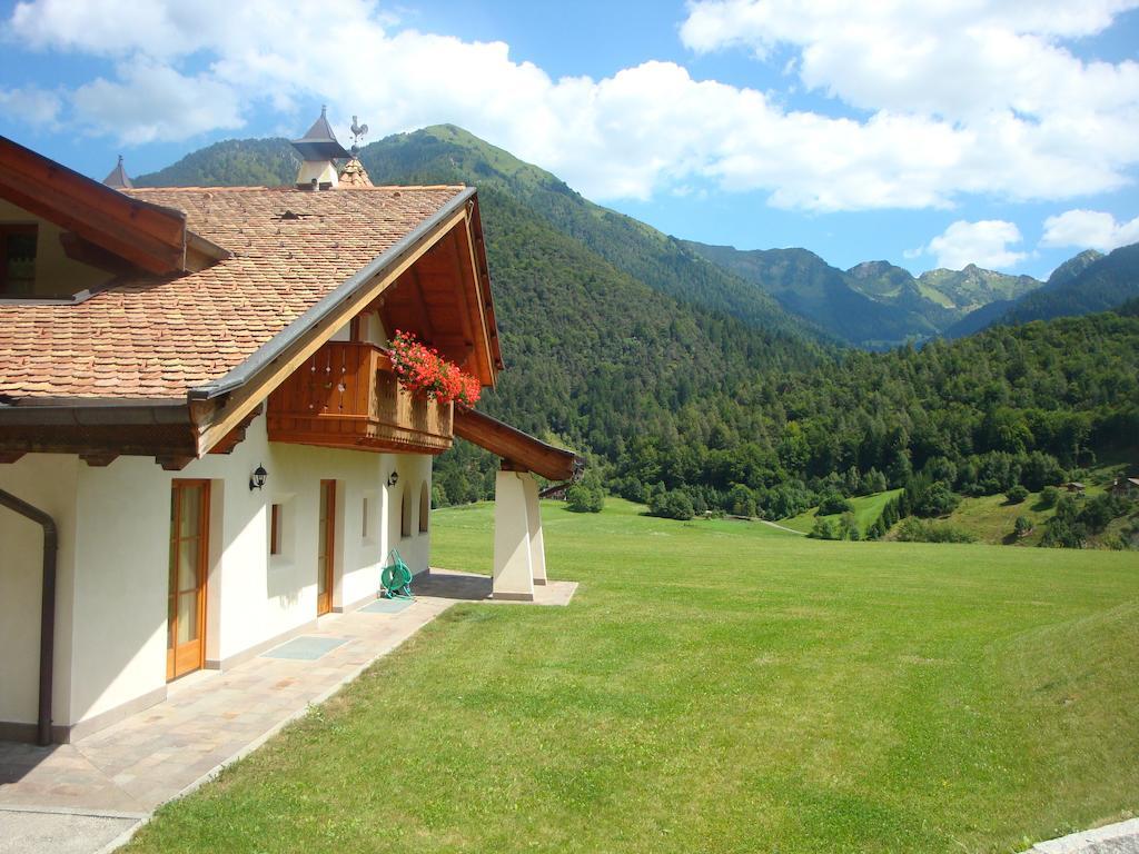 Agritur Cornasest Bed & Breakfast Breguzzo Екстериор снимка