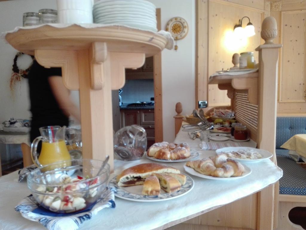 Agritur Cornasest Bed & Breakfast Breguzzo Екстериор снимка