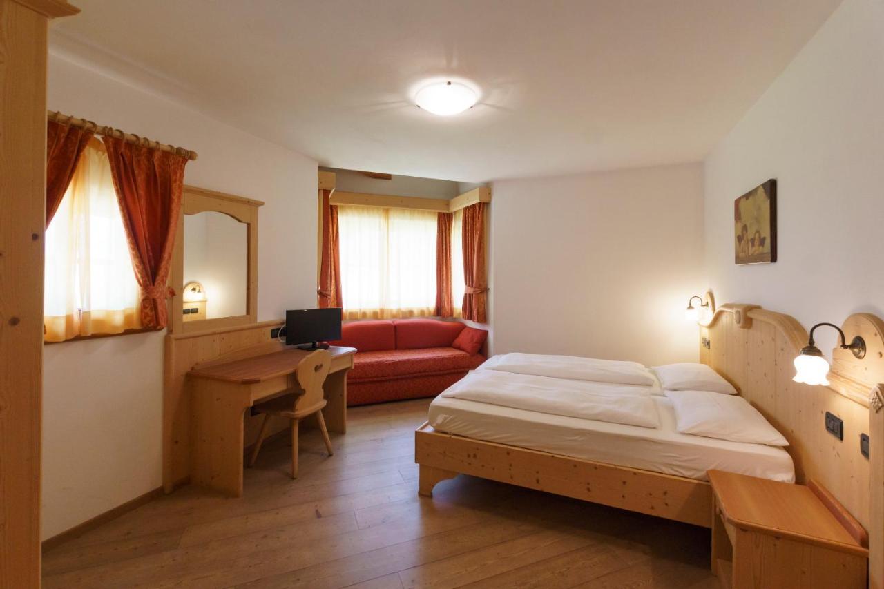 Agritur Cornasest Bed & Breakfast Breguzzo Екстериор снимка