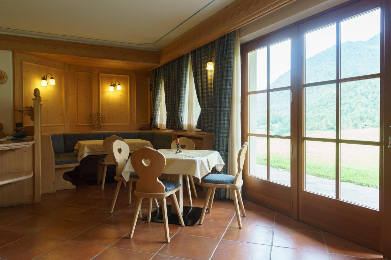 Agritur Cornasest Bed & Breakfast Breguzzo Екстериор снимка