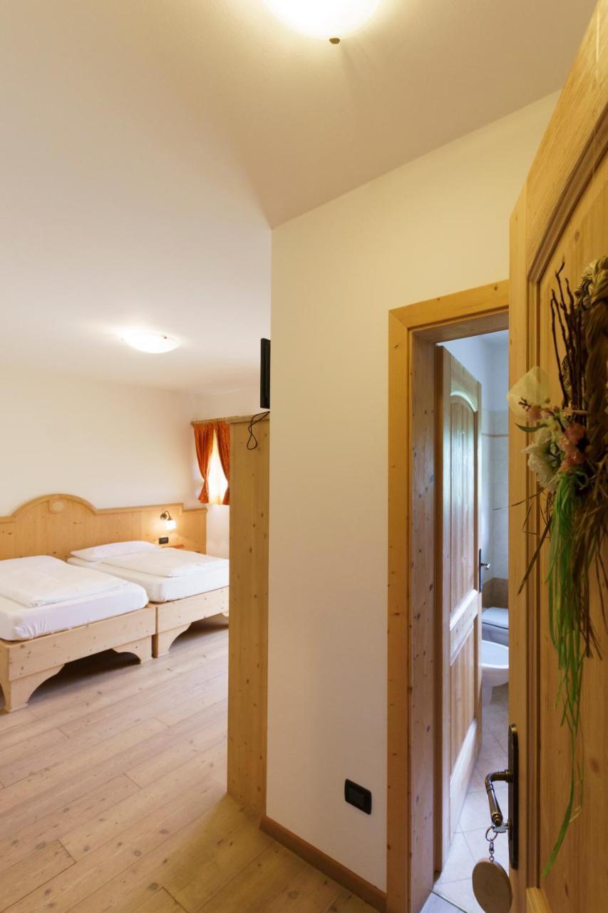 Agritur Cornasest Bed & Breakfast Breguzzo Екстериор снимка